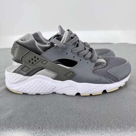 Nike Air Huarache Shoes Youth Size 7Y Gray White Olive Running 654275-012 - Picture 1 of 9